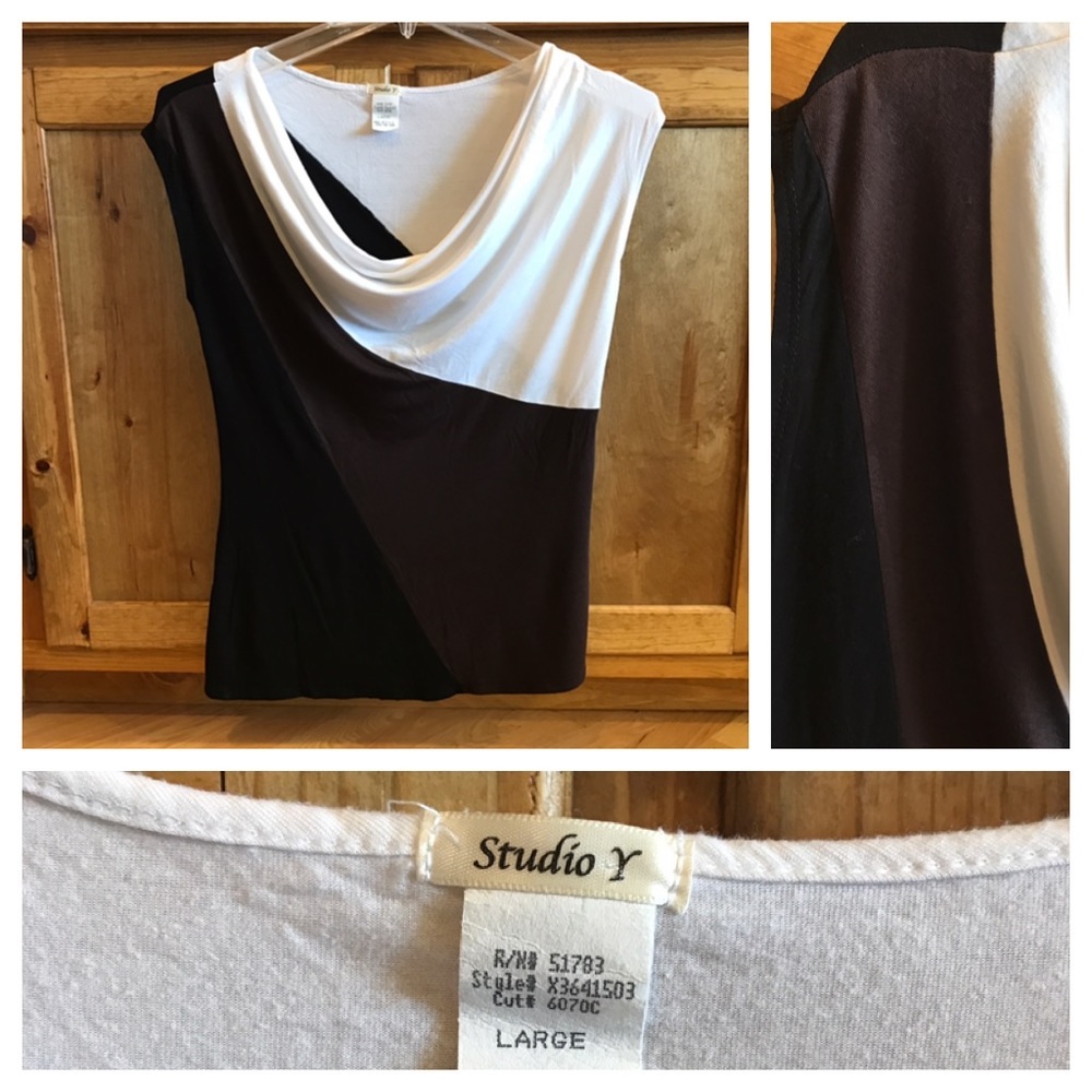 NWT Tri-Color Classic Neckline Blouse